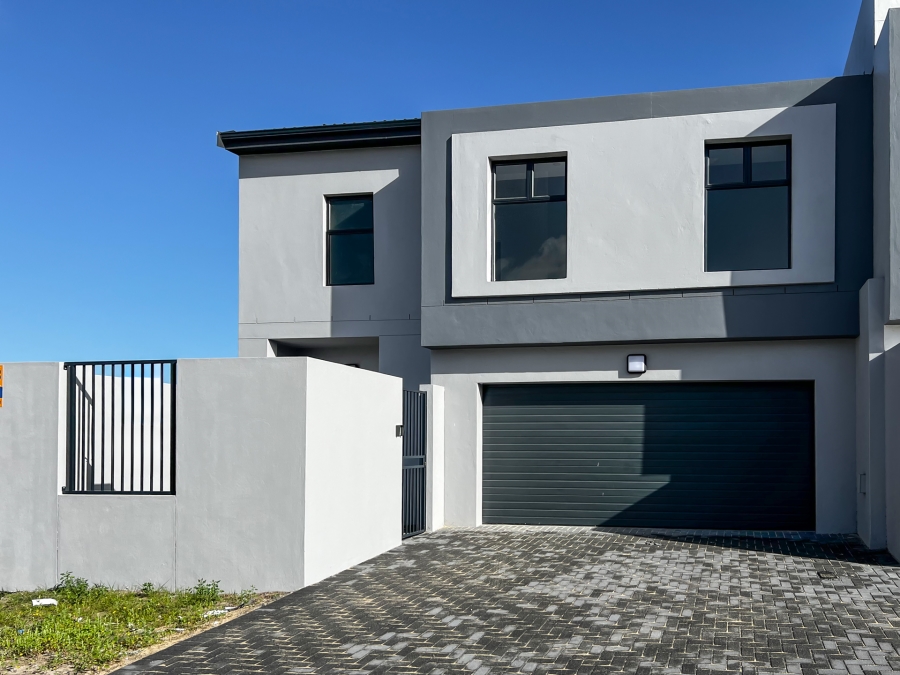 4 Bedroom Property for Sale in Sandown Western Cape